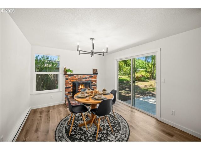 13445 Sw EVERGREEN St, Beaverton, OR 97005