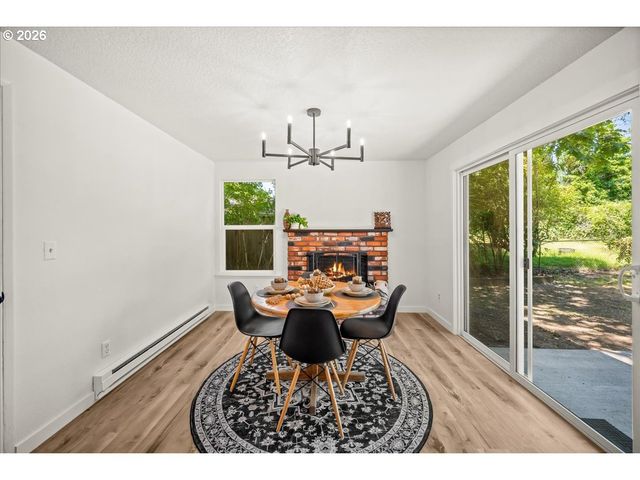 13445 Sw EVERGREEN St, Beaverton, OR 97005