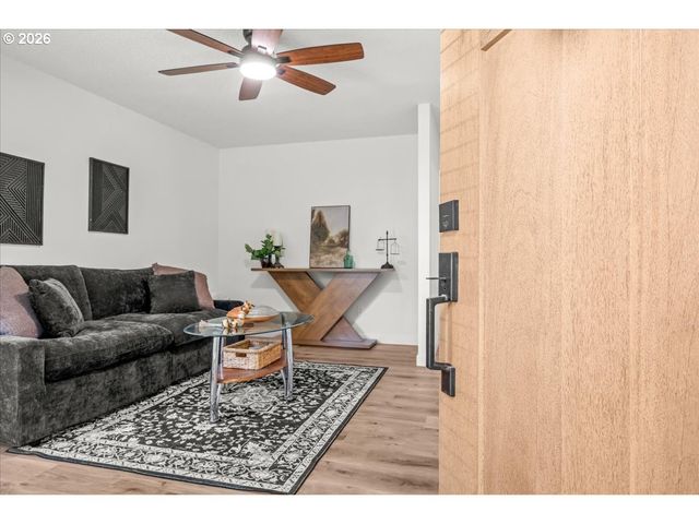 13445 Sw EVERGREEN St, Beaverton, OR 97005