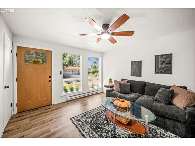 13445 Sw EVERGREEN St, Beaverton, OR 97005