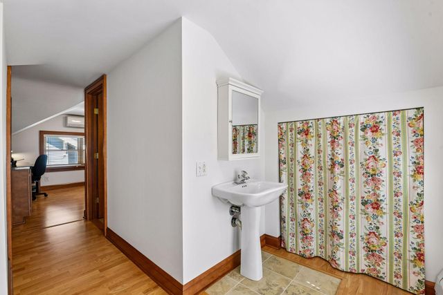 4733 Bryant Avenue S, Minneapolis, MN 55419