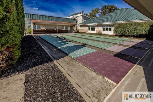 30 Larch Plaza 30A, Monroe, NJ 08831