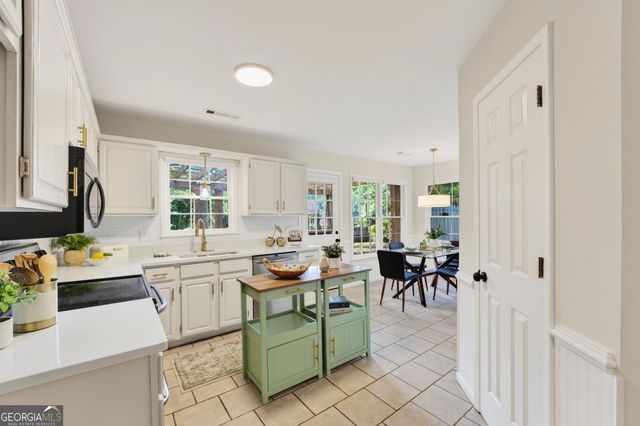 139 Stanbrough Drive, Dallas, GA 30157