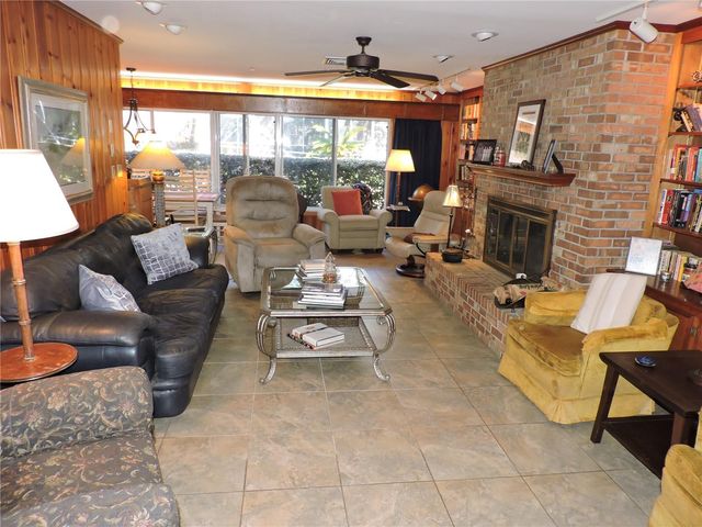 1413 HIGHLAND PARK DRIVE N, Lake Wales, FL 33898