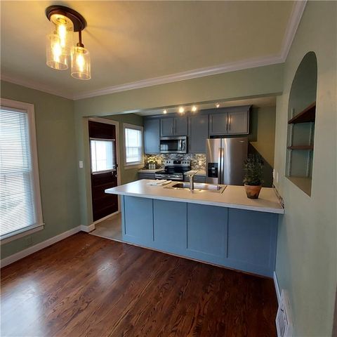 520 N Pleasant Street, Independence, MO 64050