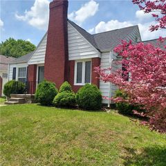 520 N Pleasant Street, Independence, MO 64050