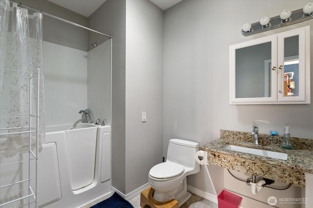 2013 Goss Ridge Road, Freeland, WA 98249