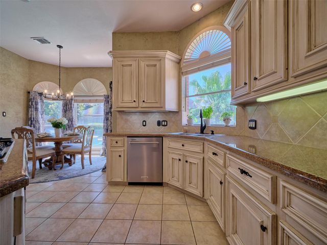 7111 Mohave Hills, Houston, TX 77069