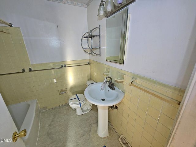 239 Hamilton Road, Chapel Hill, NC 27517