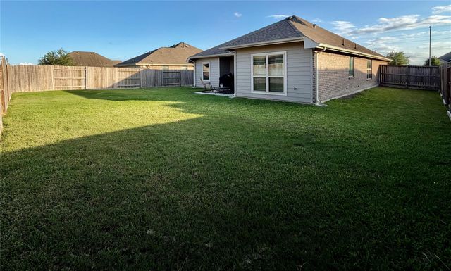 4931 Twin Summit Drive, Rosenberg, TX 77469