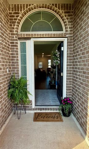 4931 Twin Summit Drive, Rosenberg, TX 77469