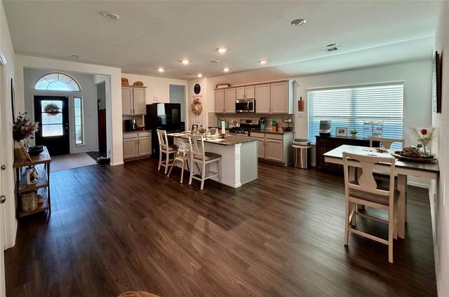 4931 Twin Summit Drive, Rosenberg, TX 77469