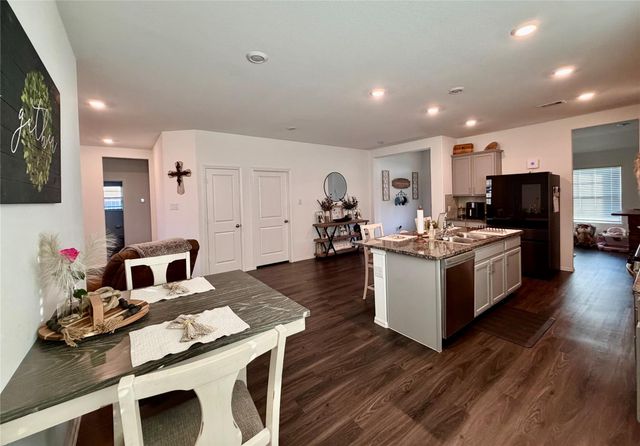 4931 Twin Summit Drive, Rosenberg, TX 77469