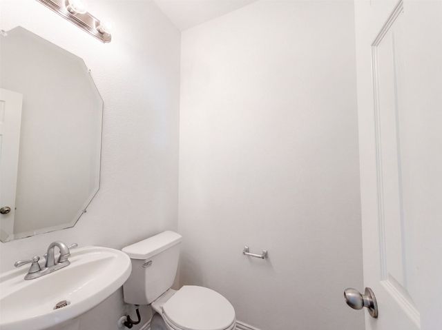 1700 Forsythe Drive, Savannah, TX 76227