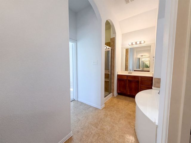 1700 Forsythe Drive, Savannah, TX 76227