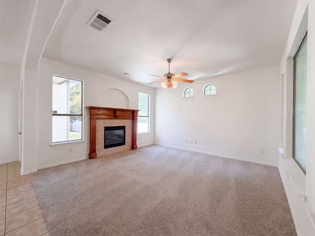 1700 Forsythe Drive, Savannah, TX 76227