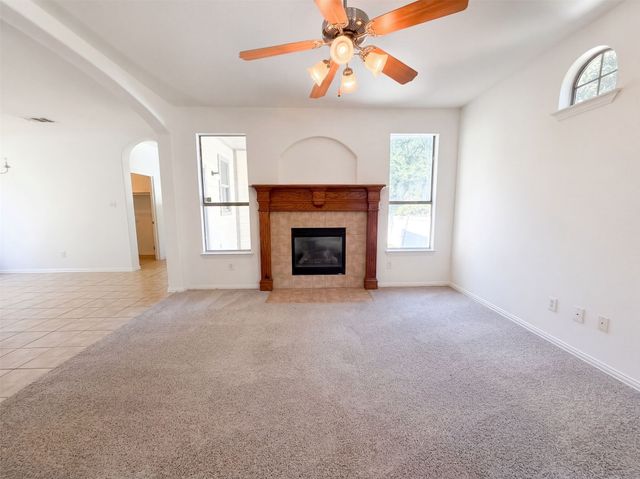 1700 Forsythe Drive, Savannah, TX 76227