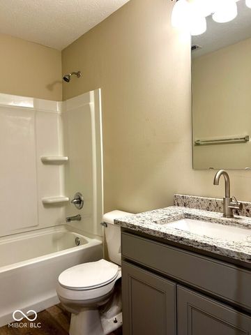 9789 Mystic Sun Court, Fishers, IN 46040