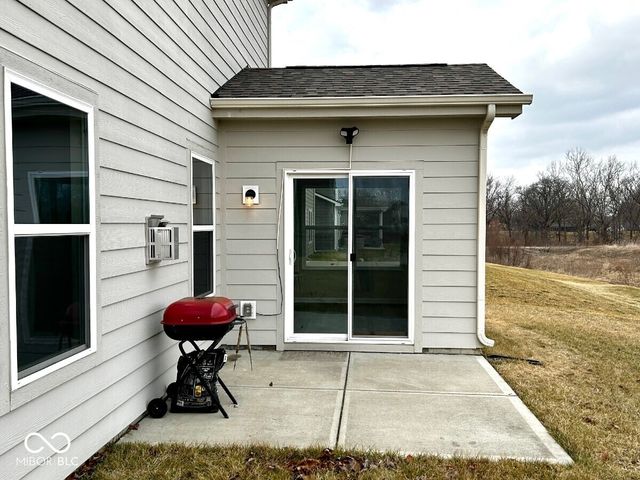 9789 Mystic Sun Court, Fishers, IN 46040