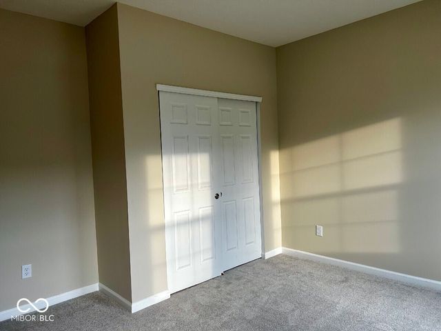 9789 Mystic Sun Court, Fishers, IN 46040