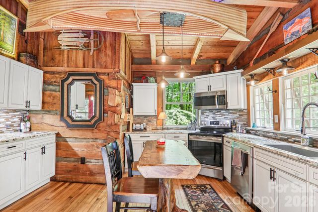 17198 Rosman Highway, Lake Toxaway, NC 28747