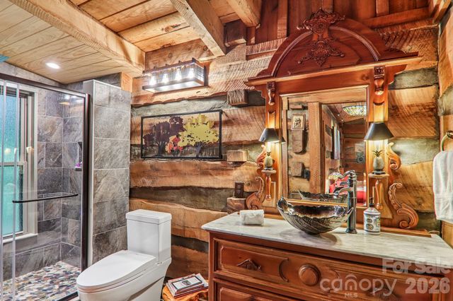 17198 Rosman Highway, Lake Toxaway, NC 28747