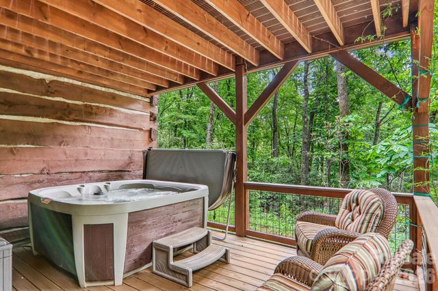 17198 Rosman Highway, Lake Toxaway, NC 28747