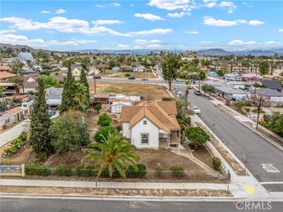 306 W 6th Street, Perris, CA 92570