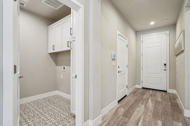 1292 Seneca Cir, El Dorado Hills, CA 95762