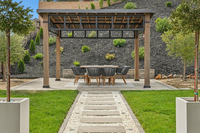 1292 Seneca Cir, El Dorado Hills, CA 95762