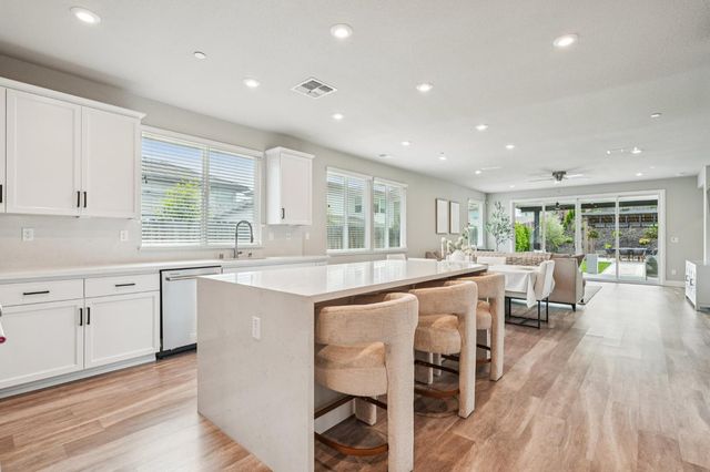 1292 Seneca Cir, El Dorado Hills, CA 95762