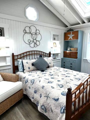 230 old wharf 272, Dennis Port, MA 02639