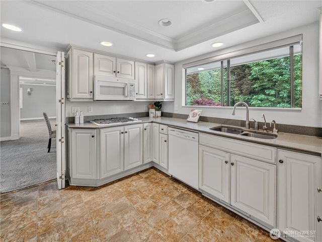 43810 244th Avenue SE, Enumclaw, WA 98022