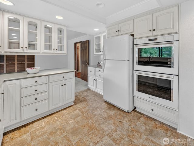 43810 244th Avenue SE, Enumclaw, WA 98022
