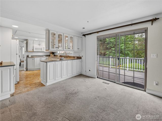 43810 244th Avenue SE, Enumclaw, WA 98022