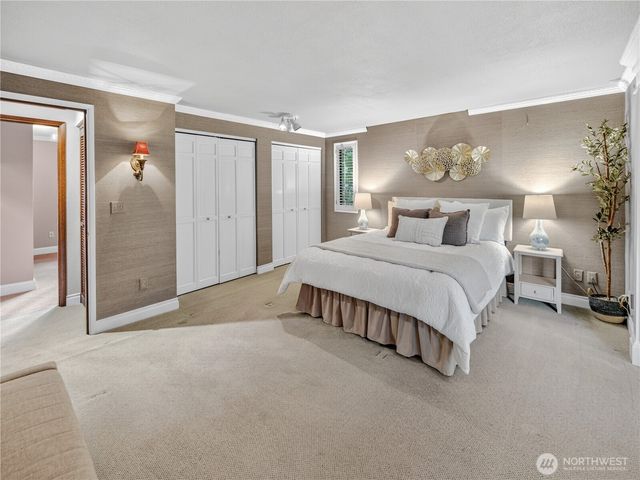 43810 244th Avenue SE, Enumclaw, WA 98022