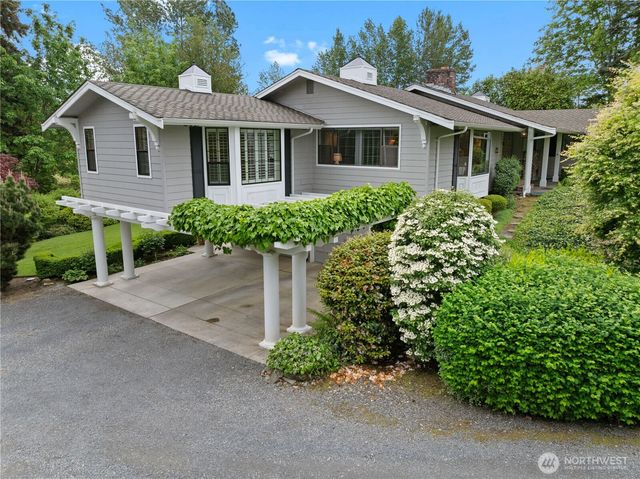 43810 244th Avenue SE, Enumclaw, WA 98022
