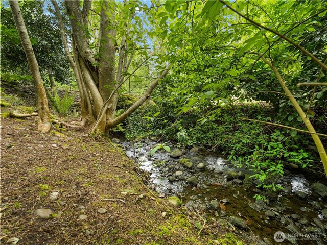 43810 244th Avenue SE, Enumclaw, WA 98022