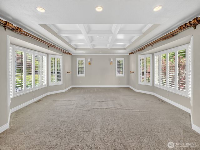 43810 244th Avenue SE, Enumclaw, WA 98022