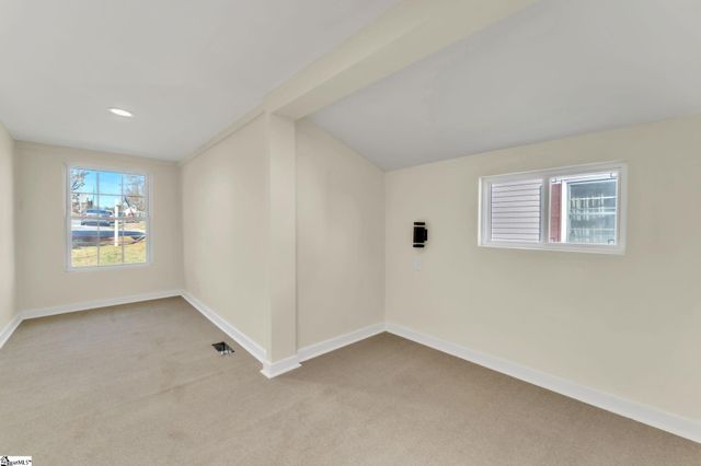 4 Walnut Street, Startex, SC 29377