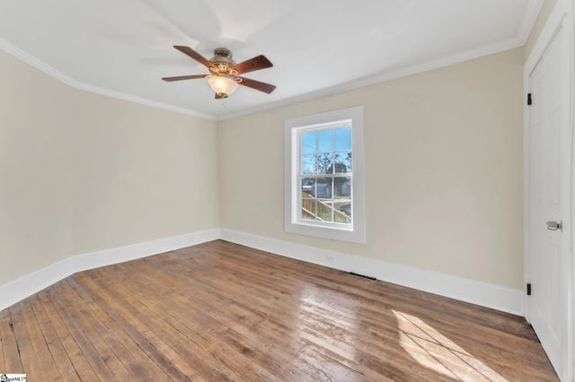 4 Walnut Street, Startex, SC 29377