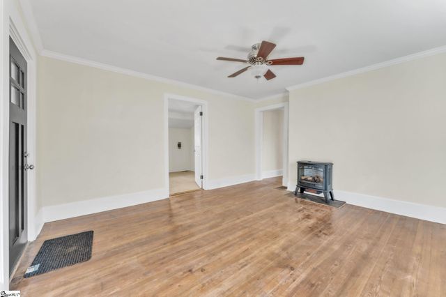 4 Walnut Street, Startex, SC 29377