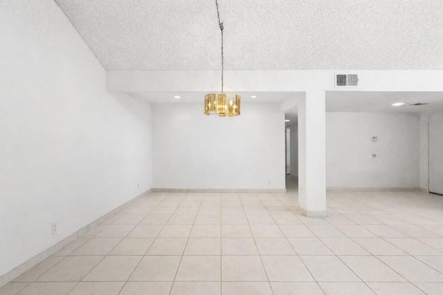 35801 Paseo Circulo W, Cathedral City, CA 92234