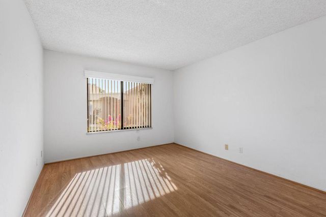 35801 Paseo Circulo W, Cathedral City, CA 92234