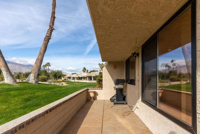 35801 Paseo Circulo W, Cathedral City, CA 92234