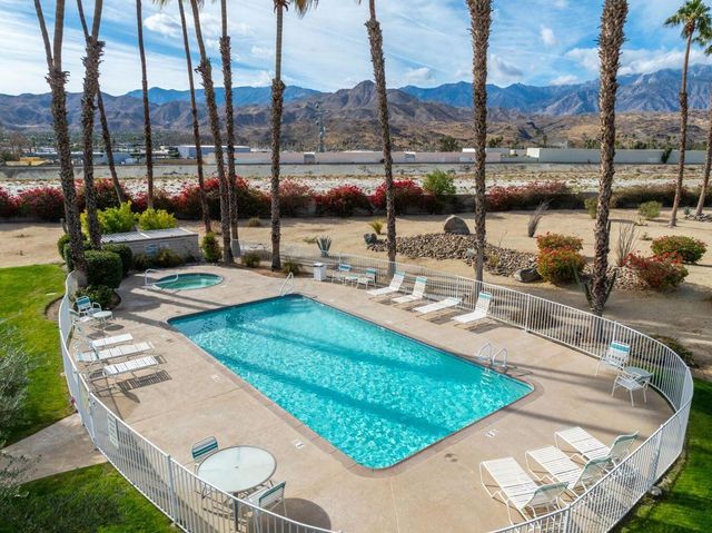35801 Paseo Circulo W, Cathedral City, CA 92234