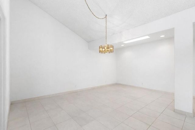 35801 Paseo Circulo W, Cathedral City, CA 92234