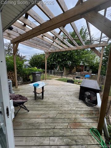 20041 Abrahm Street, Clinton Township, MI 48035