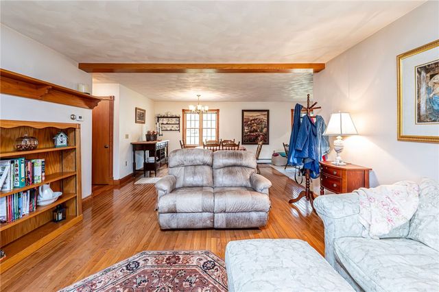 120 YOUNGSTOWN RIDGE RD, Ligonier Twp, PA 15658