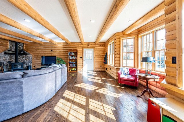 120 YOUNGSTOWN RIDGE RD, Ligonier Twp, PA 15658